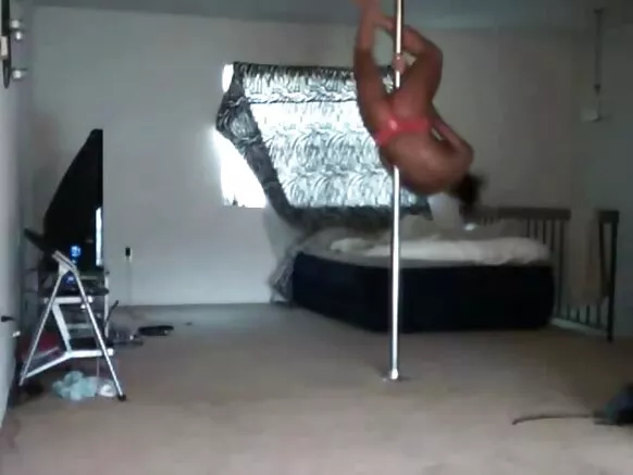 Ebony noir bbw fu waka su dansi nun.