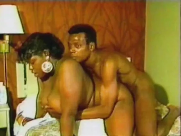 Bian kun m’ɔ le i niaan bla dan’n, ɔ fɛ i xxx video, black ass ukɛ i naan w’a tɔ.