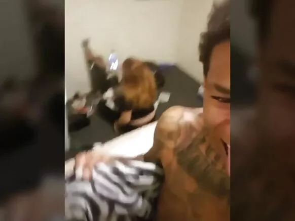 Interracial sex blɛ mɔ i janvuɛ ng’ɔ ti amateur ébène nude’n, ɔ nian’n.