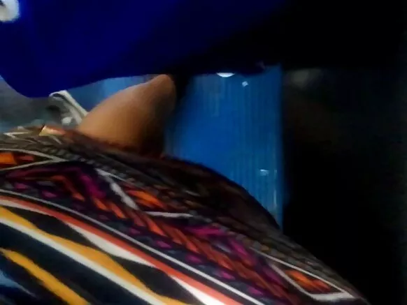 Ebony ass grapped par jeune noir porno bus.