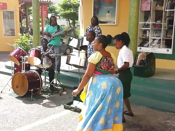 I sɔ nun’n, be nin aflunmun dandan’m be o ghana lɔ, yɛ bla ble’n i aflunmun’n.